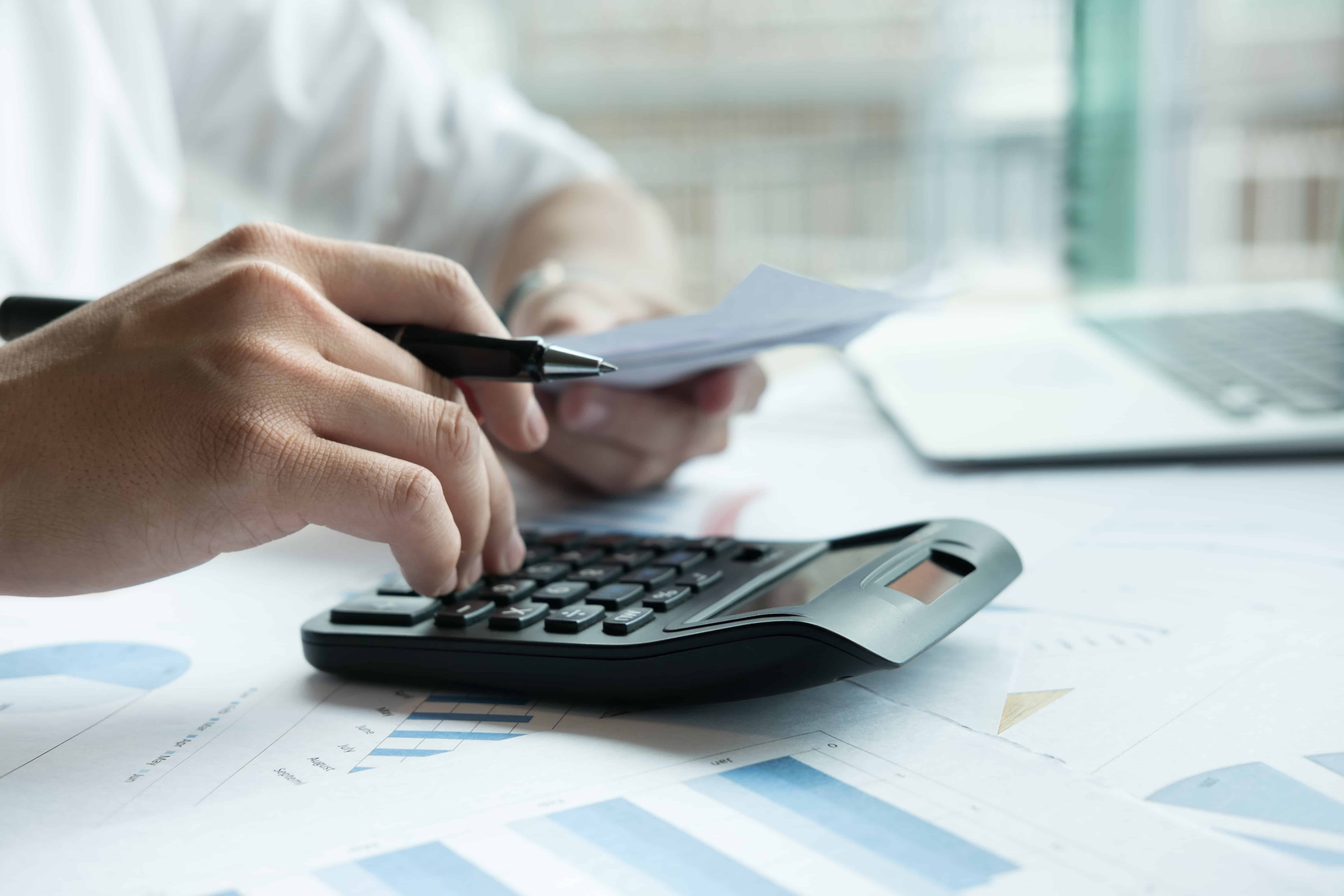 Calculating taxes owed to minimize estate taxes
