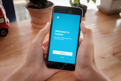 Top 6 real estate experts to follow on Twitter