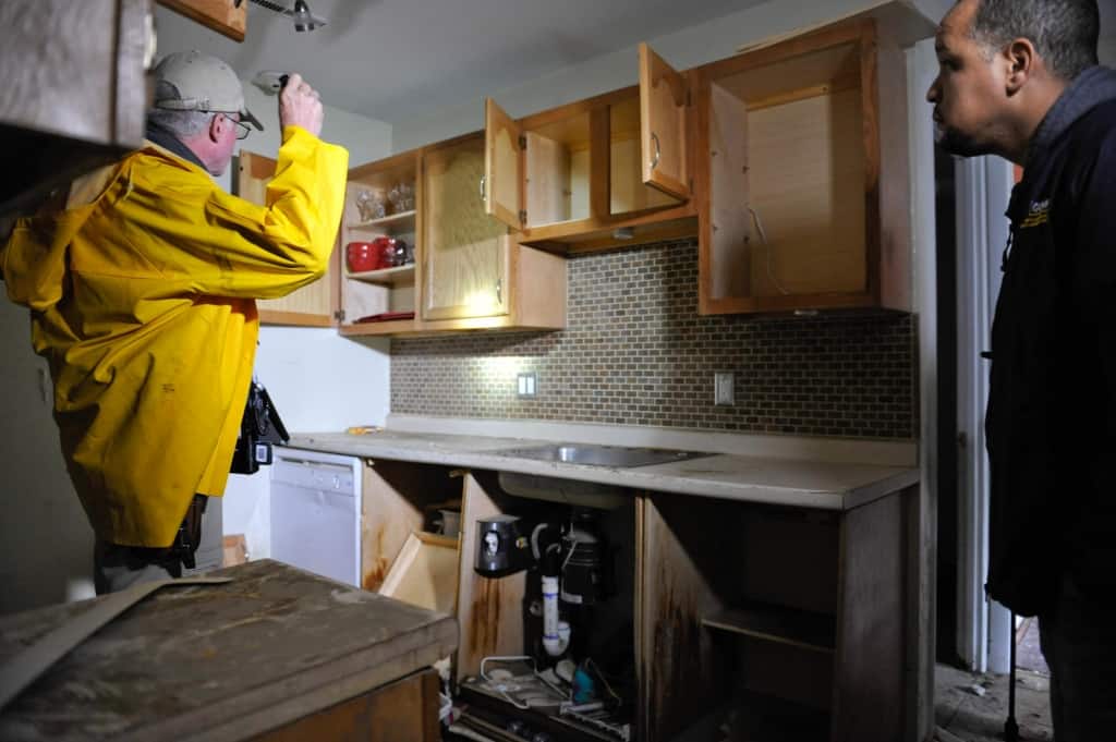 Finding a home inspector expect a price range in Canada
