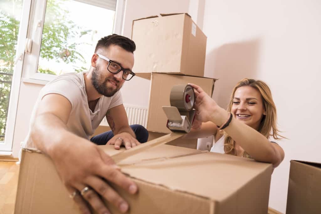 cheap movers in Canada