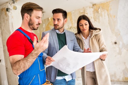 Home reno nightmare upset couple talks to general contractor Zolo