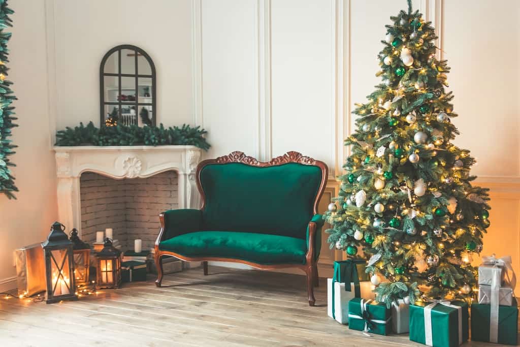 holiday decor tips