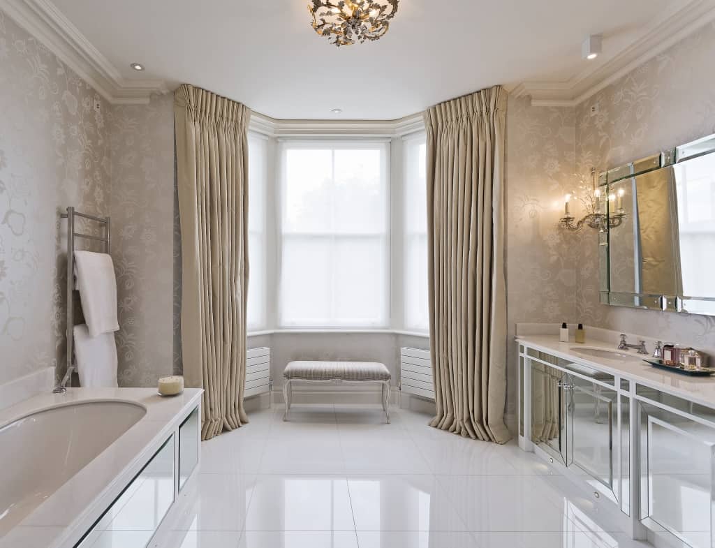 Big windows in bathroom