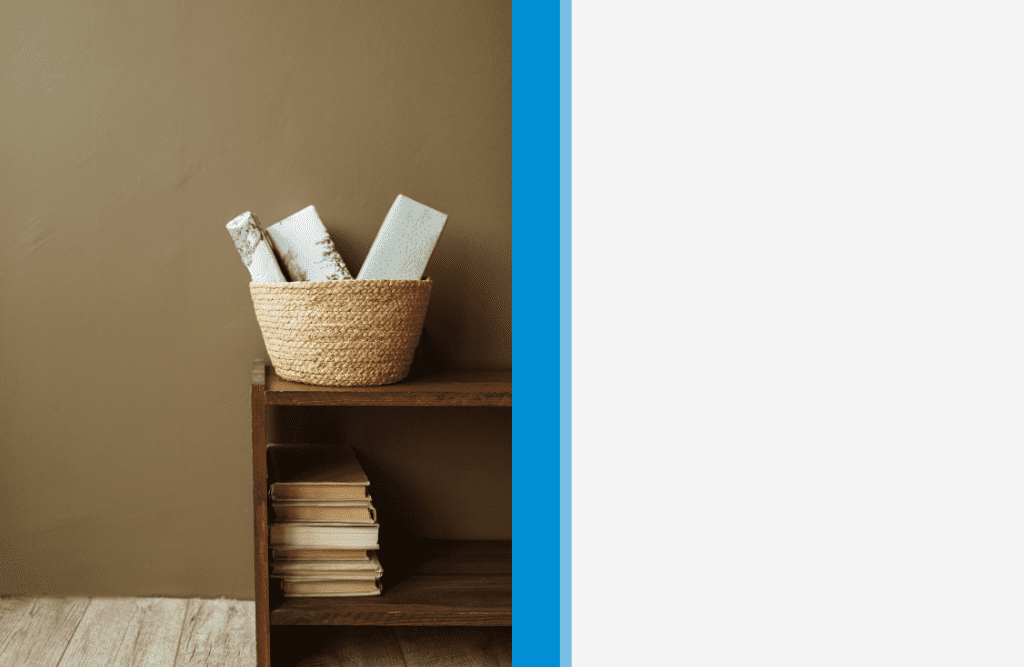 Corner decor for a narrow entryway