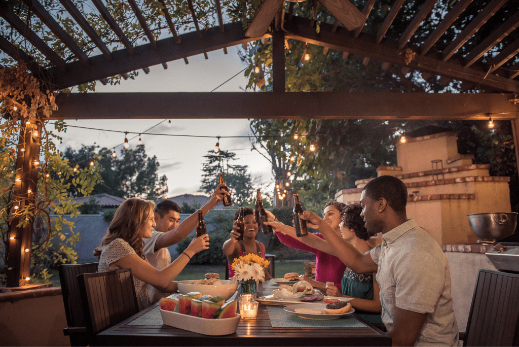 Choosing an outdoor fireplace