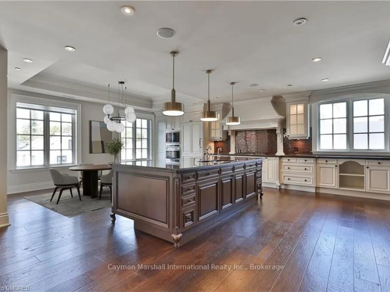 open concept condo in Oakville Ontario