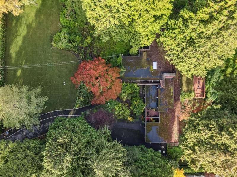 4755 Belmont Avenue, Vancouver
