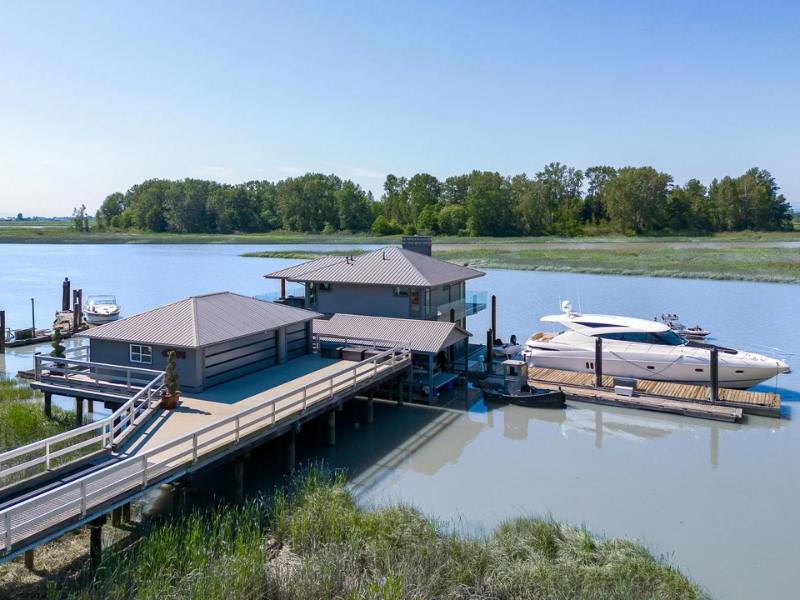 luxury float home, 4379 W River Road, Delta, BC