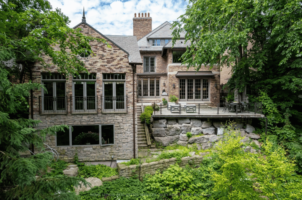 5 Thornwood Road, Toronto