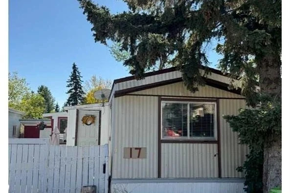 6834 59 Avenue, Unit 17, Red Deer, AB