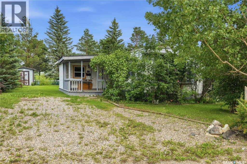 79 Spruce Street, Caronport, SK